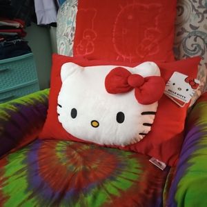 Hello Kitty pocket pillow and throw set